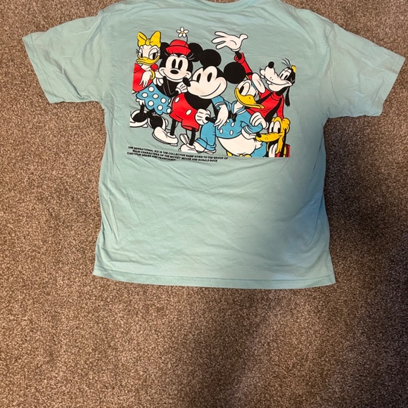 Disney tshirt - Picture 5 of 6